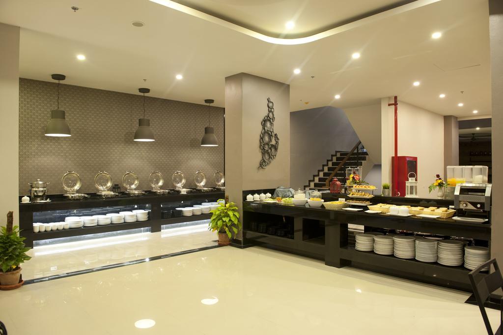 G Penthouse Villa Phuket Exteriör bild